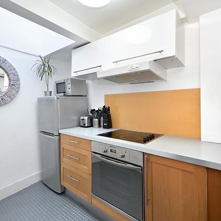 Soho, Piccadilly & Chinatown - Two Bedroom & Two Double Beds Apartment Лондон Экстерьер фото