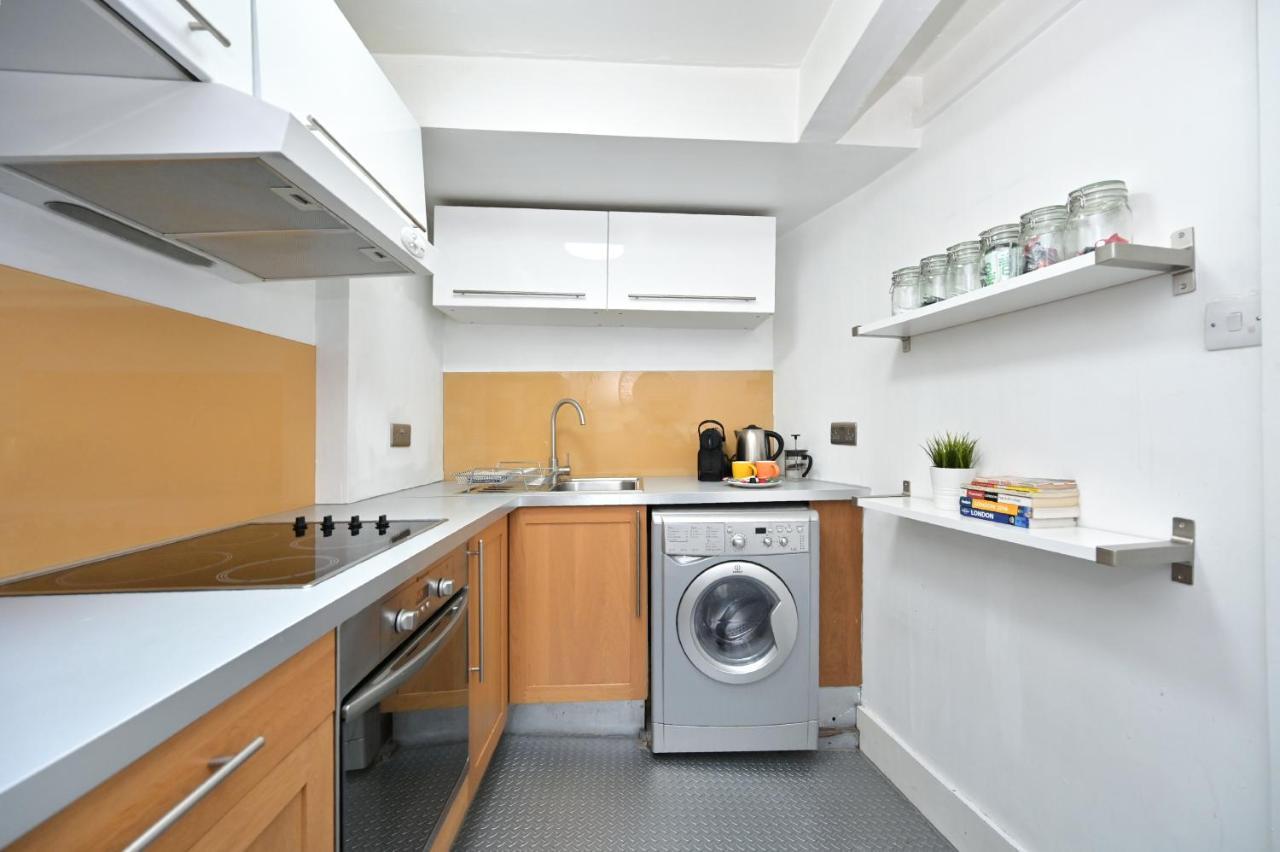 Soho, Piccadilly & Chinatown - Two Bedroom & Two Double Beds Apartment Лондон Экстерьер фото